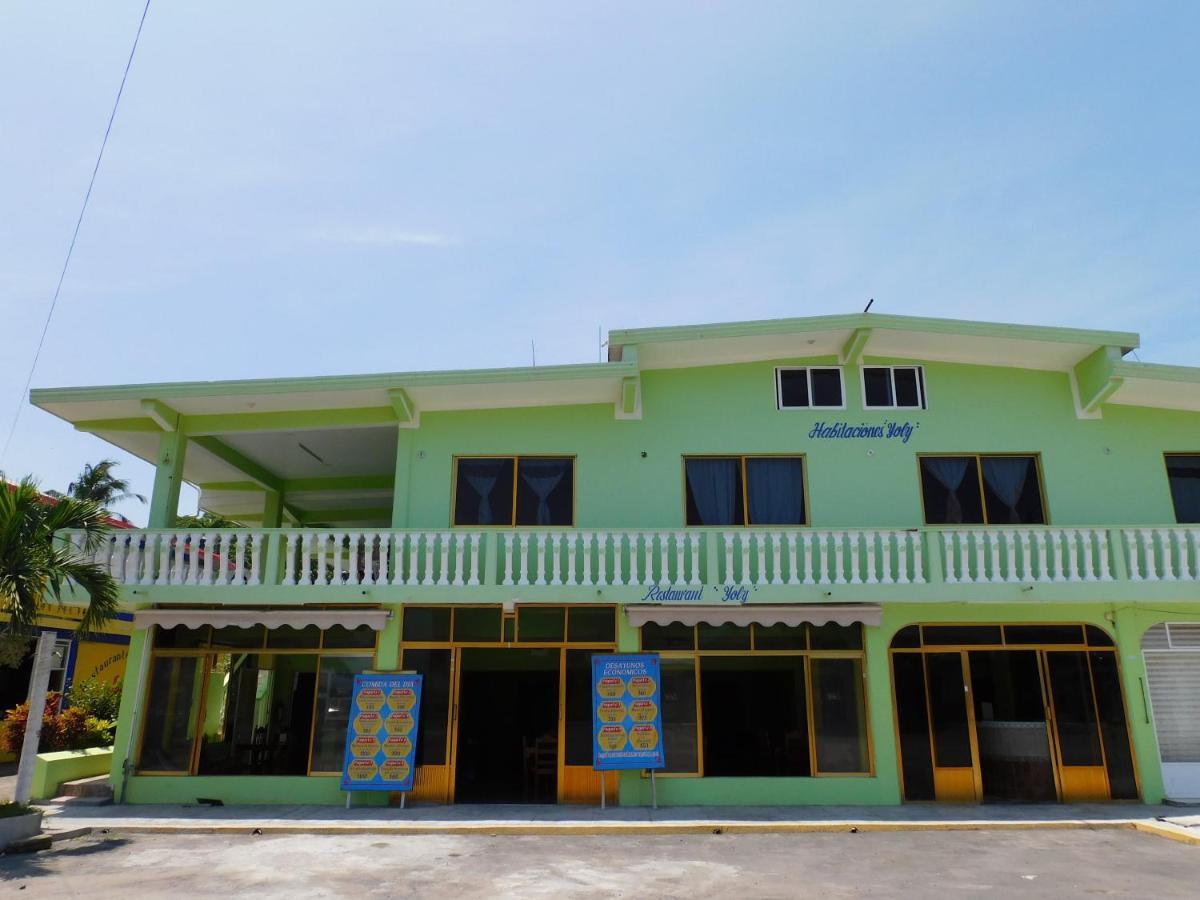 ホテル Casa De Huespedes Yoli By Rotamundos Playa Chachalacas エクステリア 写真