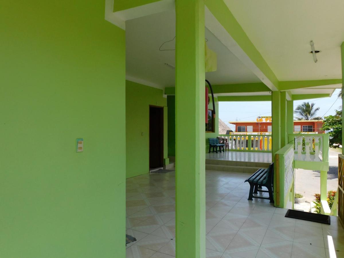 ホテル Casa De Huespedes Yoli By Rotamundos Playa Chachalacas エクステリア 写真