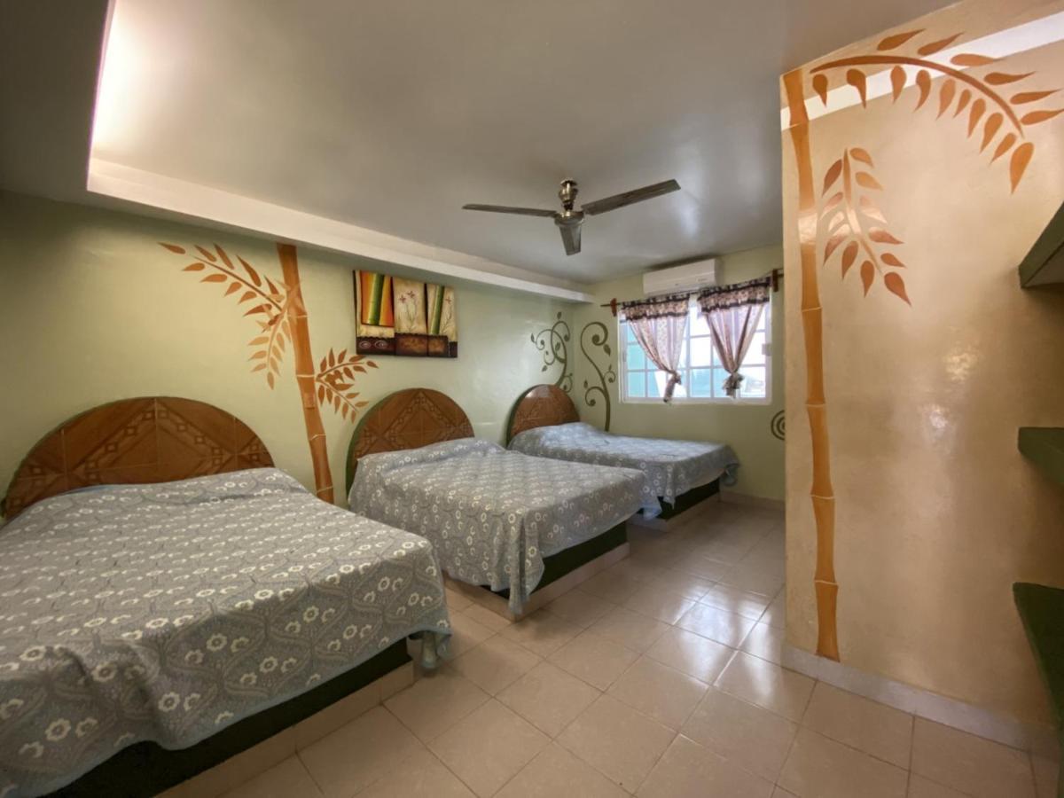 ホテル Casa De Huespedes Yoli By Rotamundos Playa Chachalacas エクステリア 写真