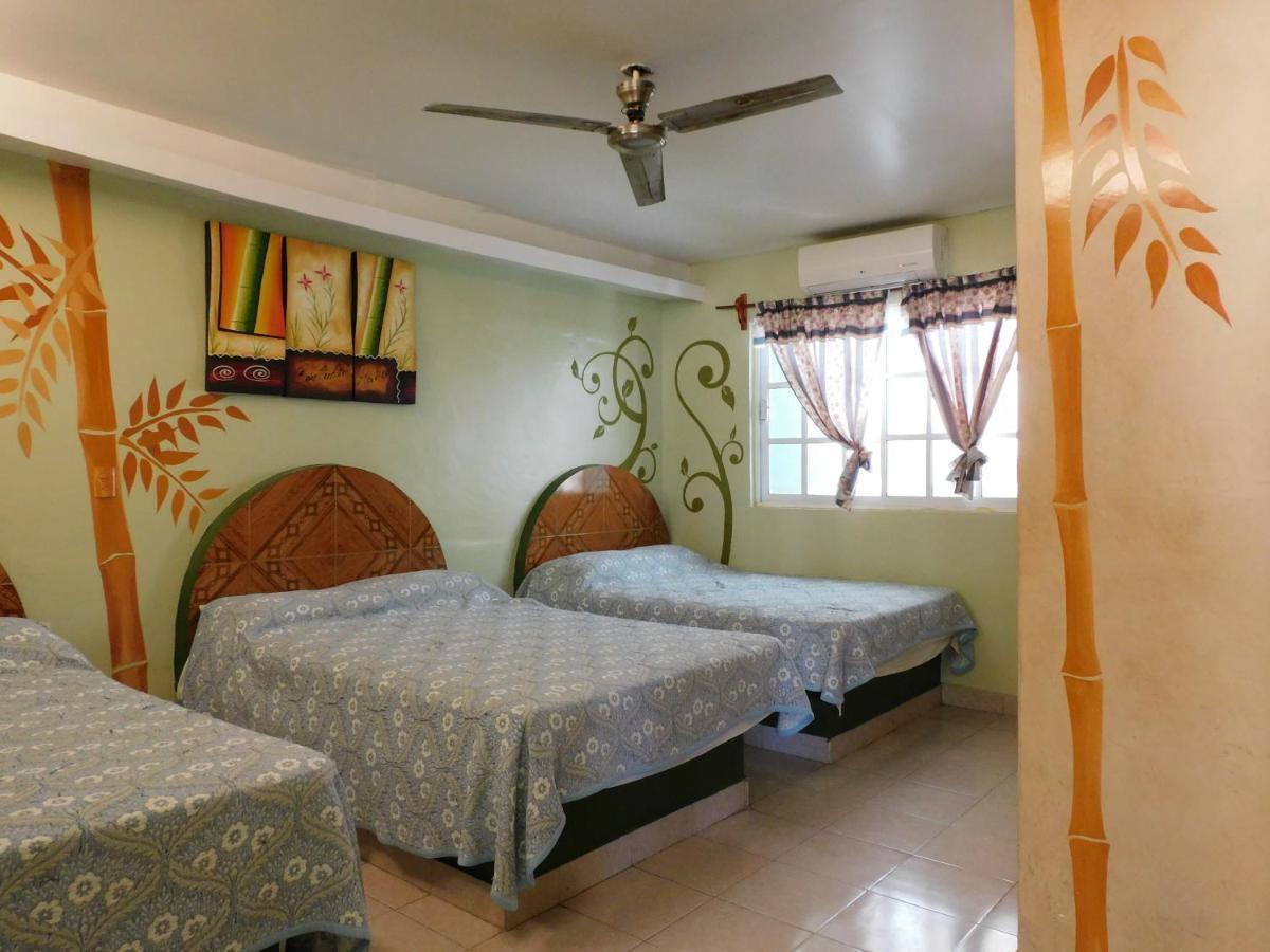 ホテル Casa De Huespedes Yoli By Rotamundos Playa Chachalacas エクステリア 写真