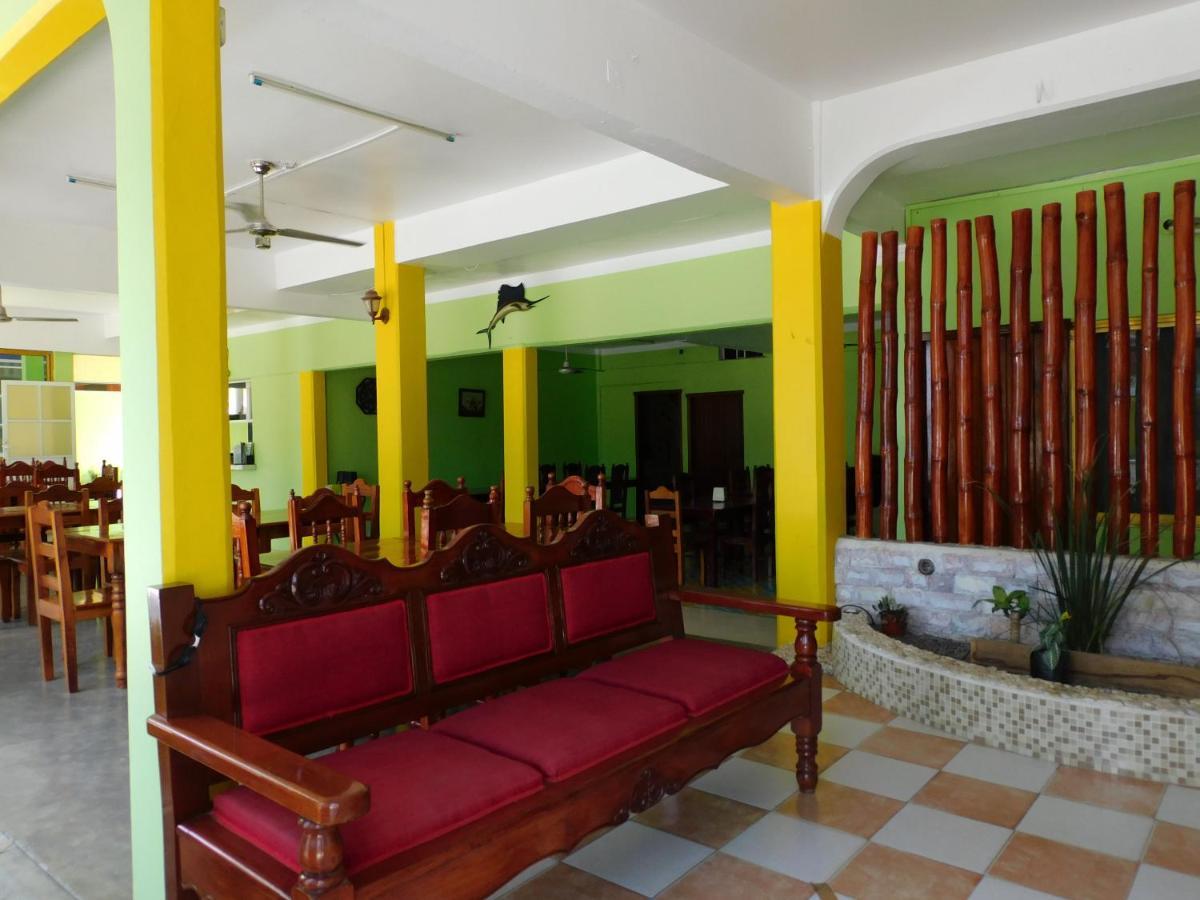 ホテル Casa De Huespedes Yoli By Rotamundos Playa Chachalacas エクステリア 写真